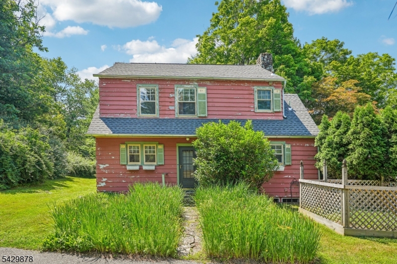 16 Silverthorne Road High Bridge, NJ 08829 - Photo 3 of 50