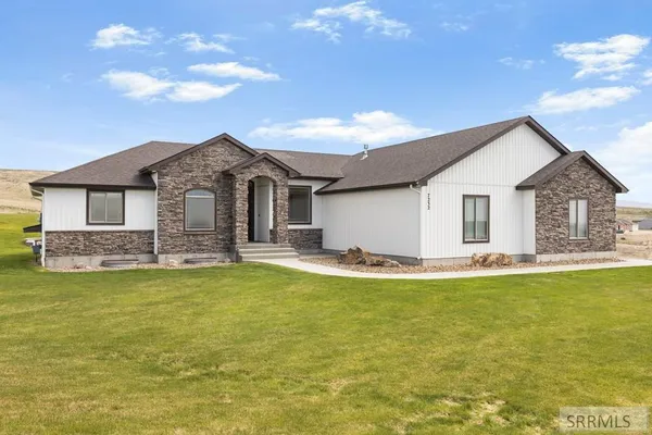 $785,000 | 7232 East Middle Fork Road, Idaho Falls, ID 83406