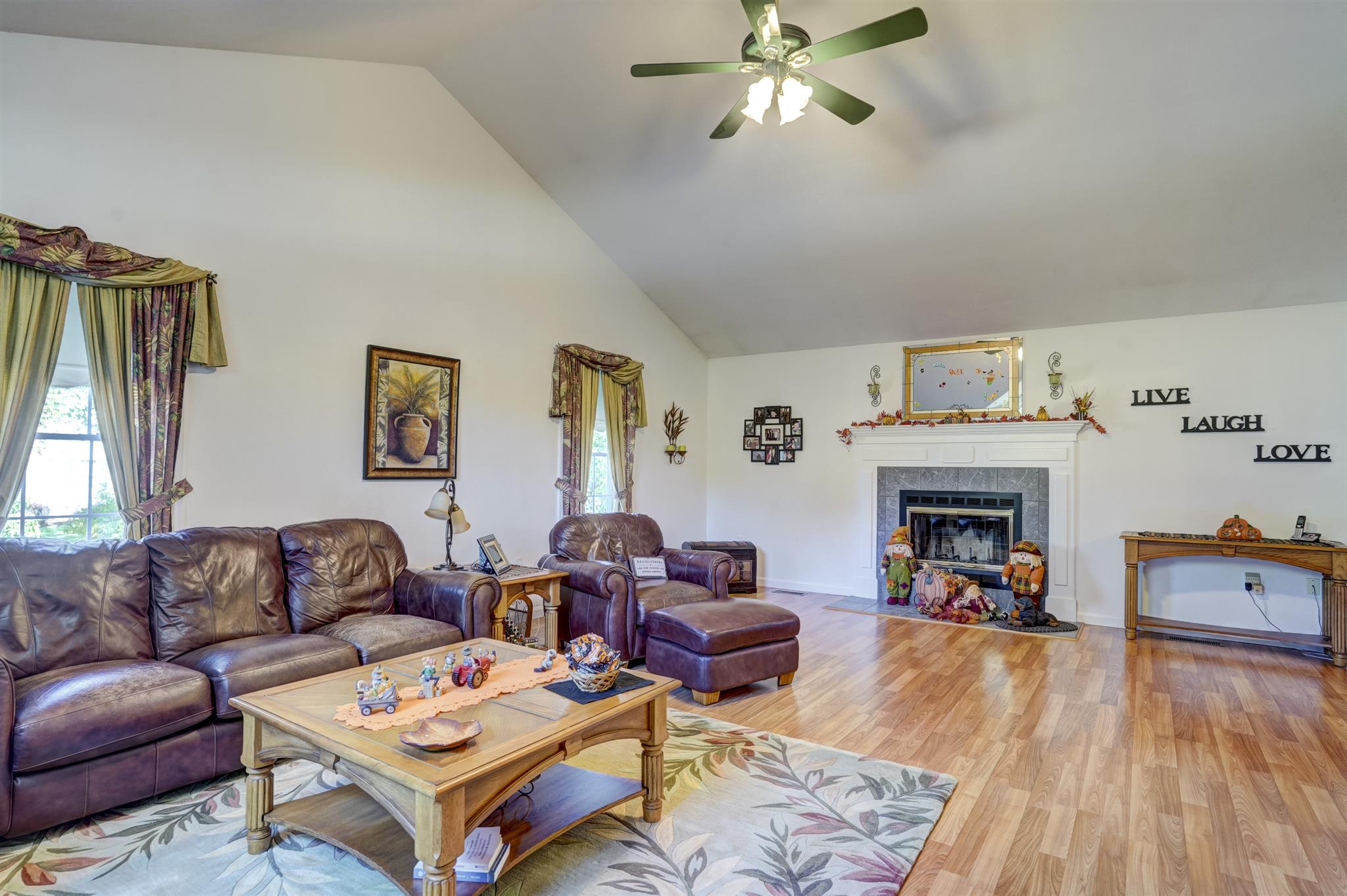 12 Stonehedge Road Windham, NH 03087 - Photo 11 of 38