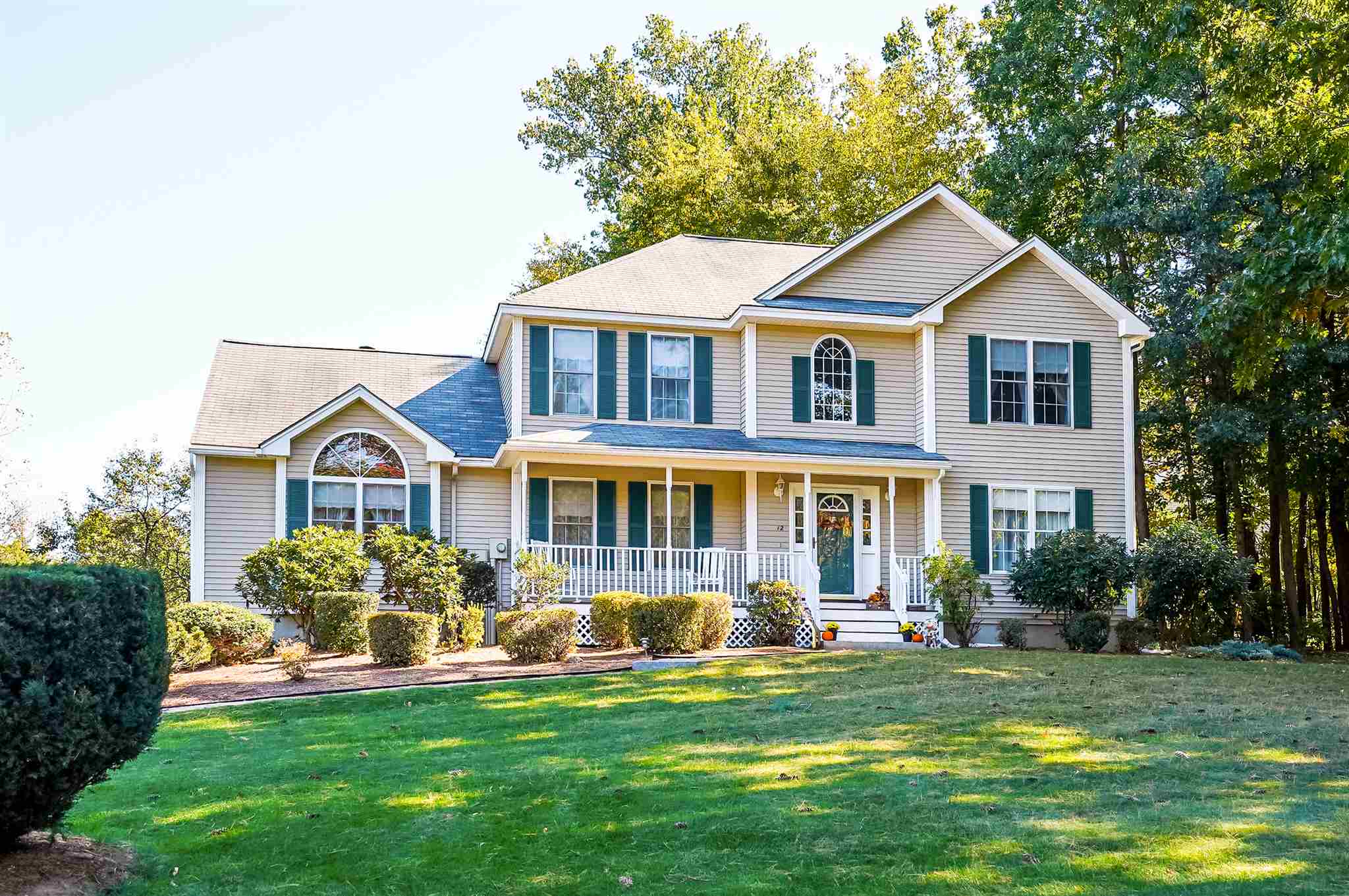 12 Stonehedge Road Windham, NH 03087 - Photo 2 of 38
