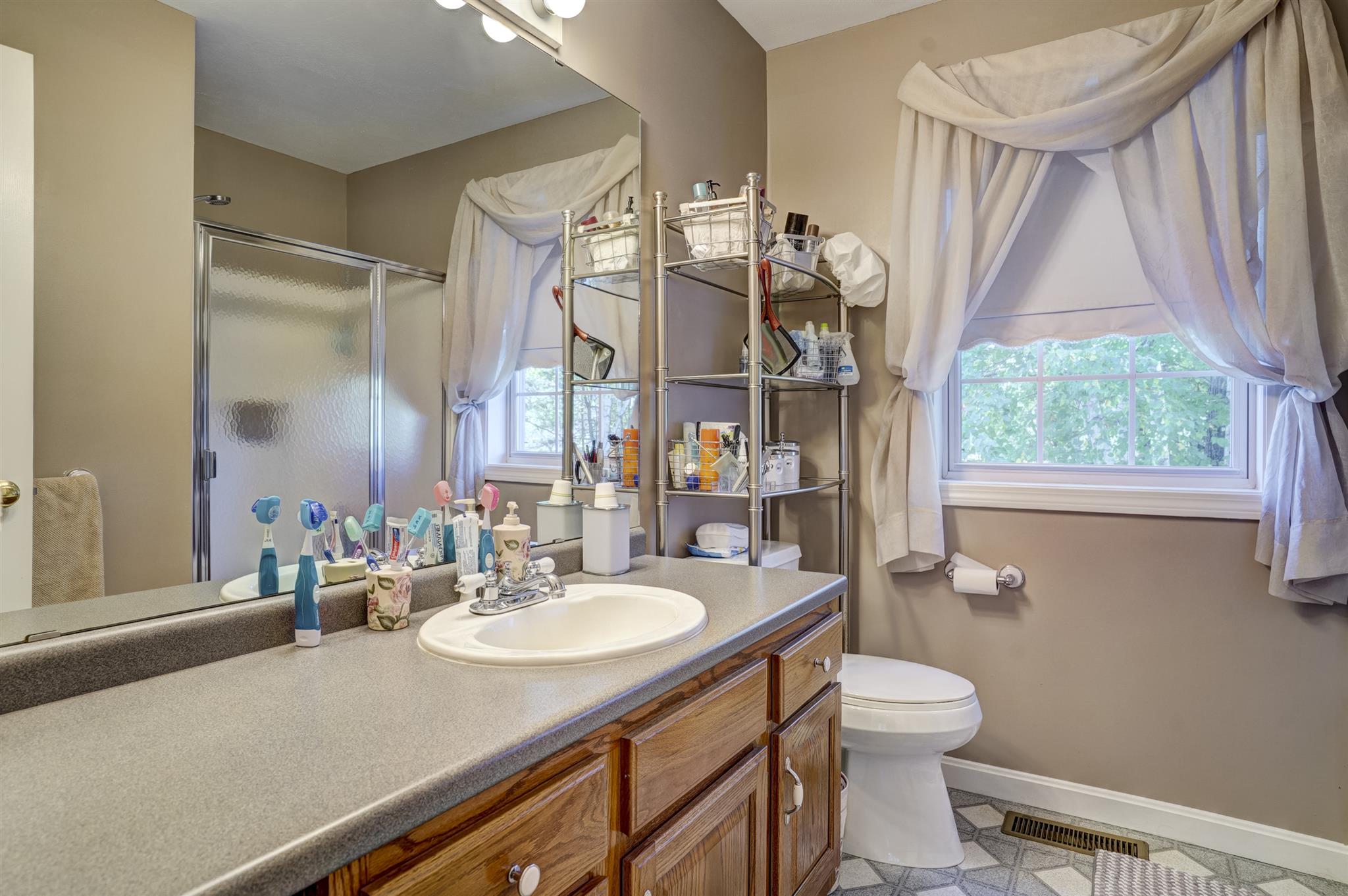 12 Stonehedge Road Windham, NH 03087 - Photo 25 of 38