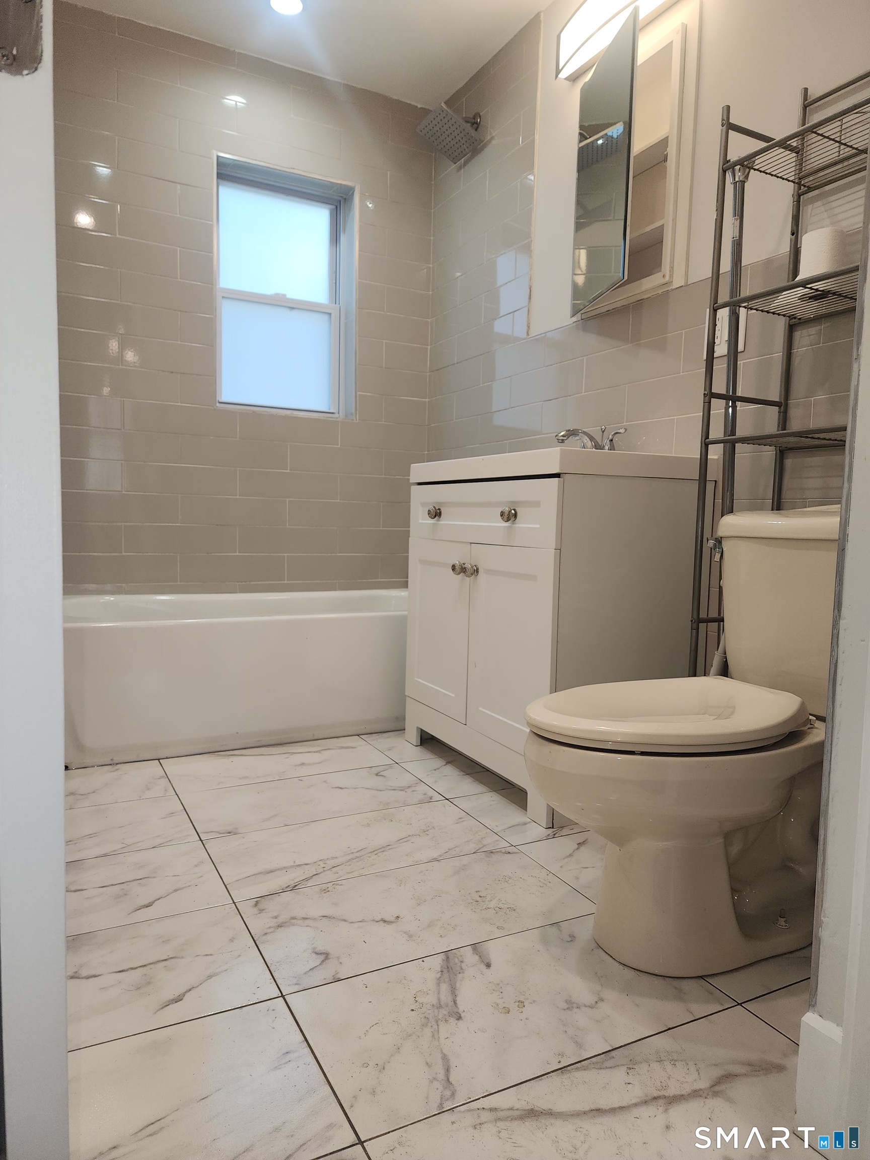 83 Vernon Street, Unit 1 Waterbury, CT 06708 - Photo 11 of 12