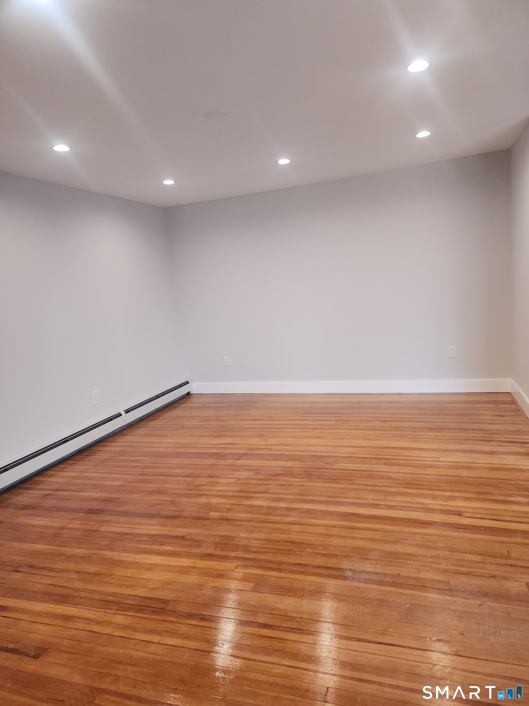 83 Vernon Street, Unit 1 Waterbury, CT 06708 - Photo 6 of 12