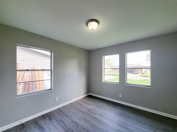 $1,650 | 4909 Holloway Drive, Houston, TX 77048