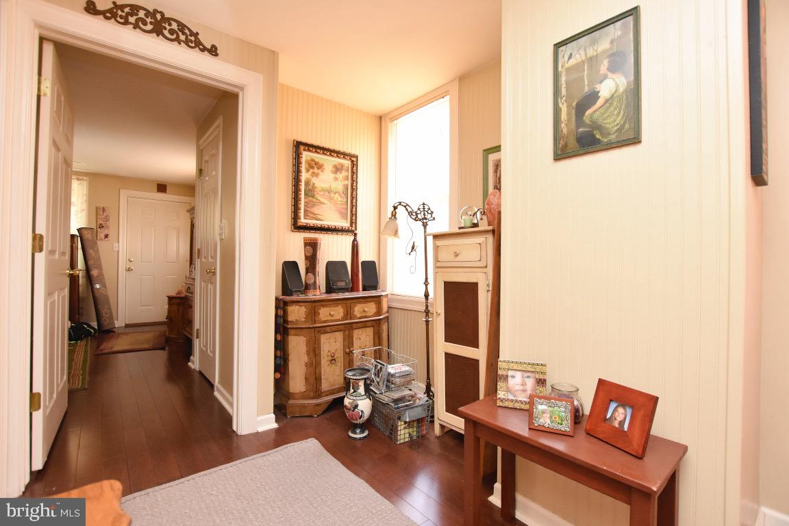 265 Hooker Street Riverside, NJ 08075 - Photo 21 of 29 Downstairs Unit Hall