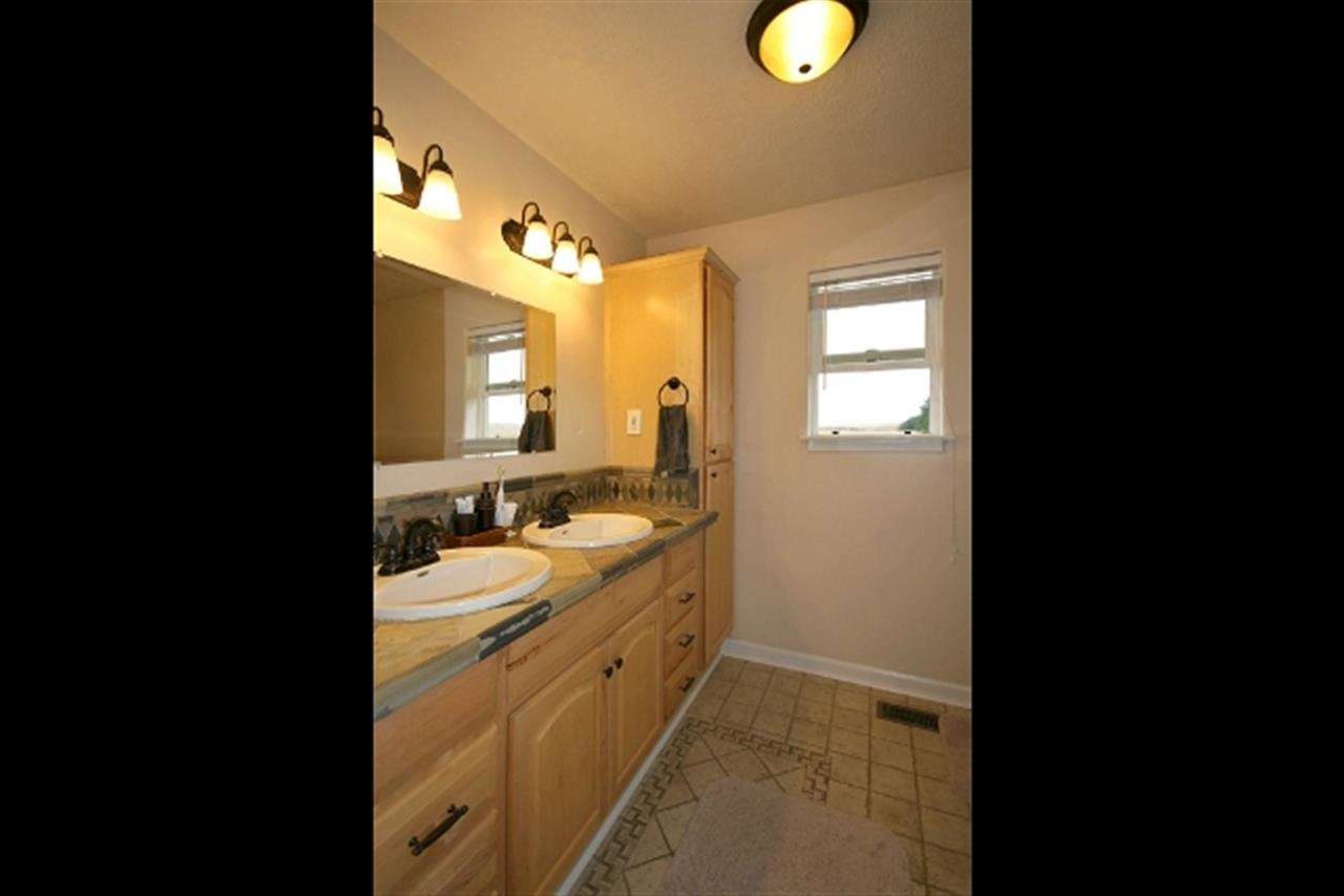 4020 North Ritchey Road Medical Lake, WA 99022 - Photo 10 of 18