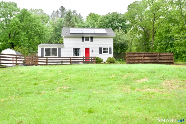 $425,000 | 259 Peck Hill Road, Woodbridge, CT 06525