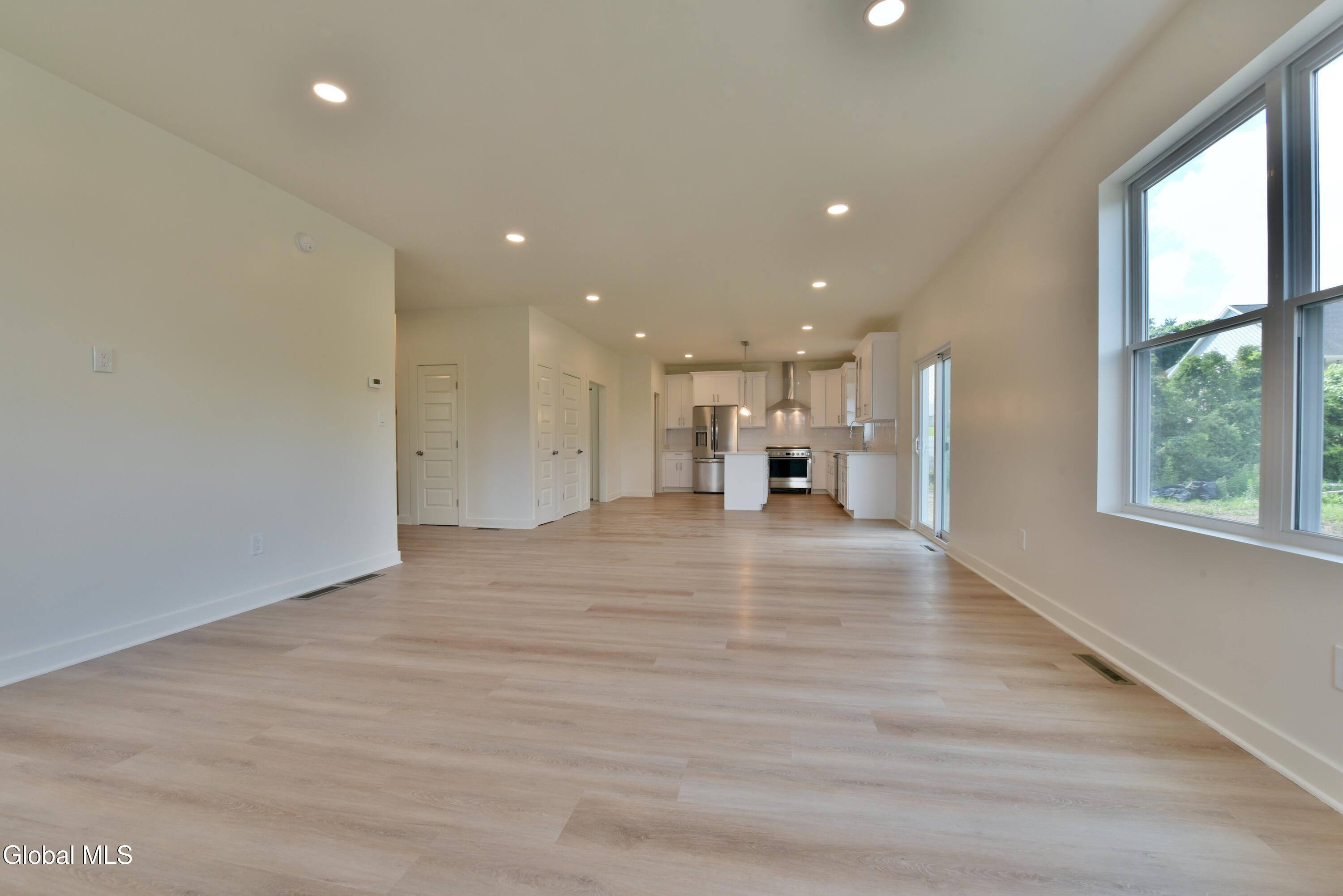 802 South Ravine Road Niskayuna, NY 12309 - Photo 26 of 60 11