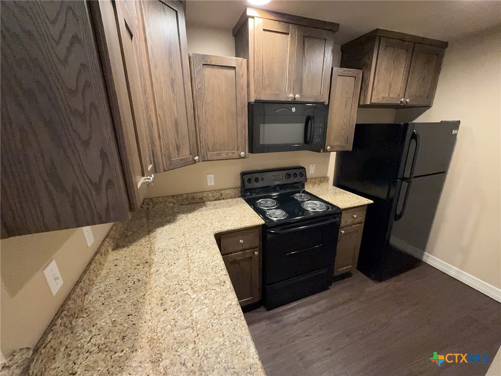 2710 South Clear Creek Road, Unit 207 Killeen, TX 76549 - Photo 3 of 11