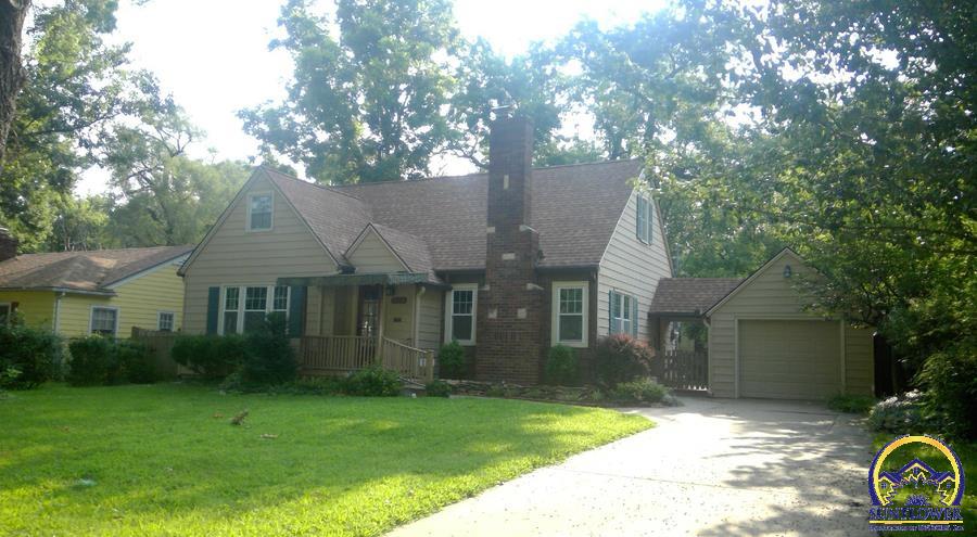 1238 Southwest Collins Avenue Topeka, KS 66604 - Photo 1 of 1