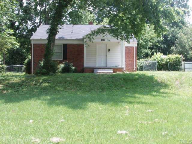 842 North King Charles Road Raleigh, NC 27610 - Photo 1 of 1 Exterior Front