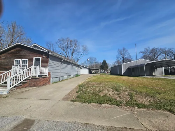 $79,900 | 606 Orchard Street, West Frankfort, IL 62896