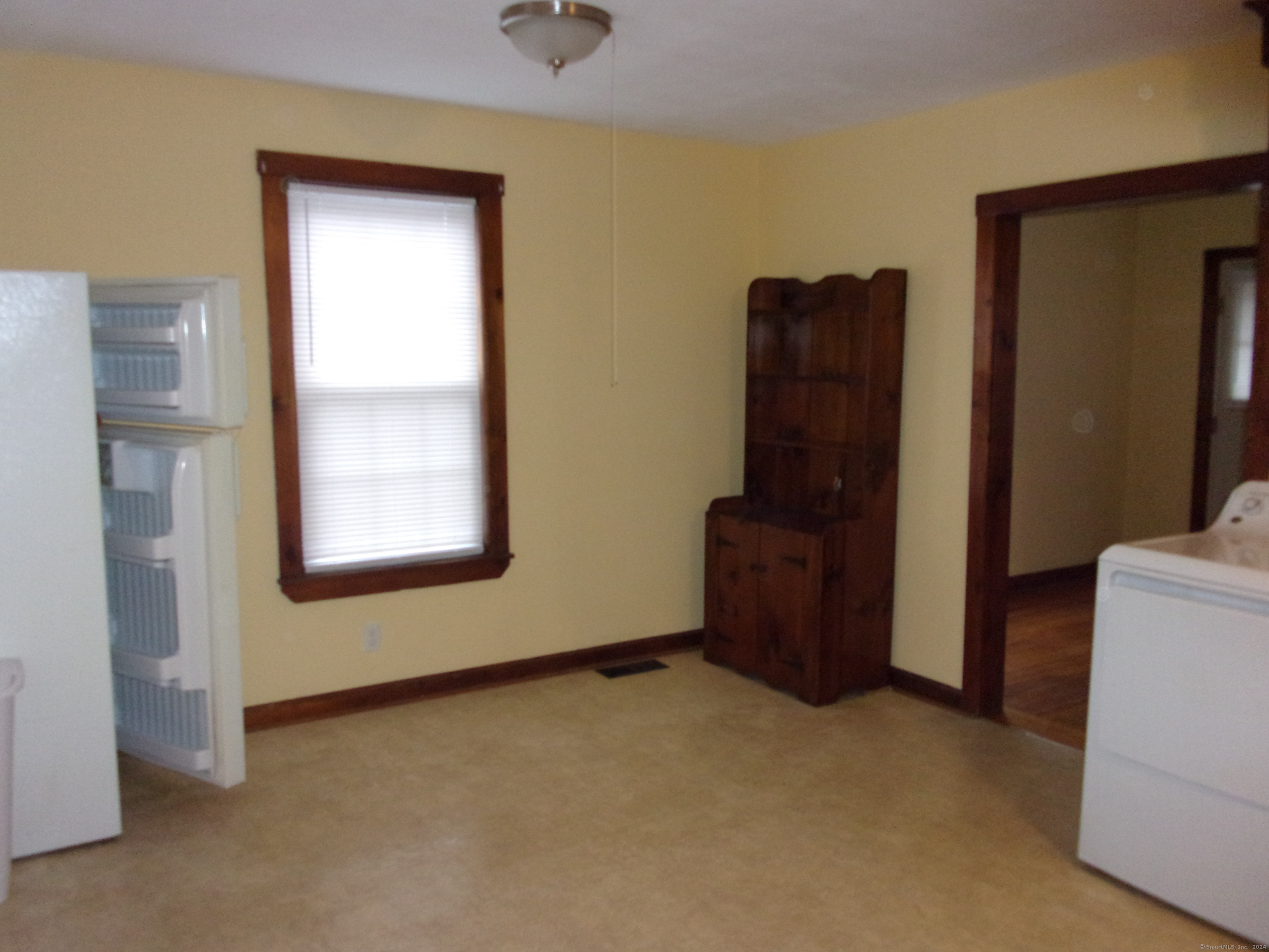 58 Furnace Avenue, Unit B Stafford, CT 06076 - Photo 8 of 14 Eat in Kitchen