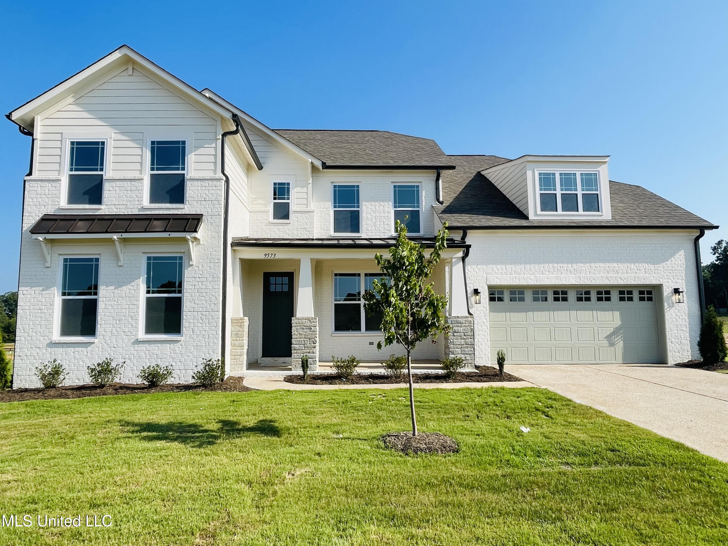 9573 Pk Trl Road Olive Branch, MS 38654 - Photo 1 of 19 FA47D129-8FBF-4146-9957-EC0D097D6E30
