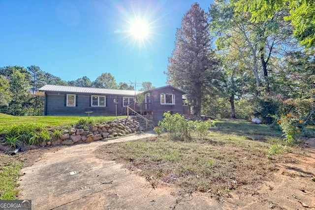 $680,000 | 1994 Camp Creek Road, Lakemont, GA 30552