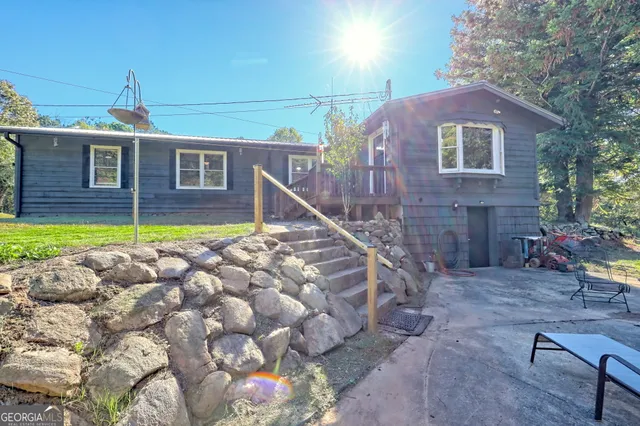 $680,000 | 1994 Camp Creek Road, Lakemont, GA 30552