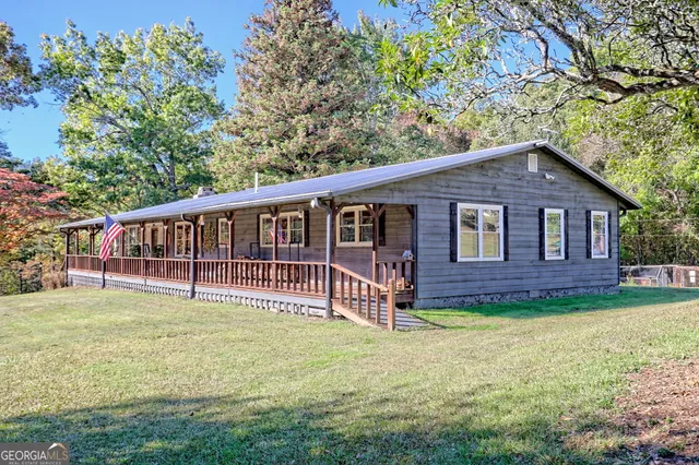 $680,000 | 1994 Camp Creek Road, Lakemont, GA 30552