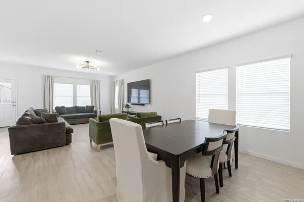 $379,900 | 6067 Draw, Bulverde, TX 78163