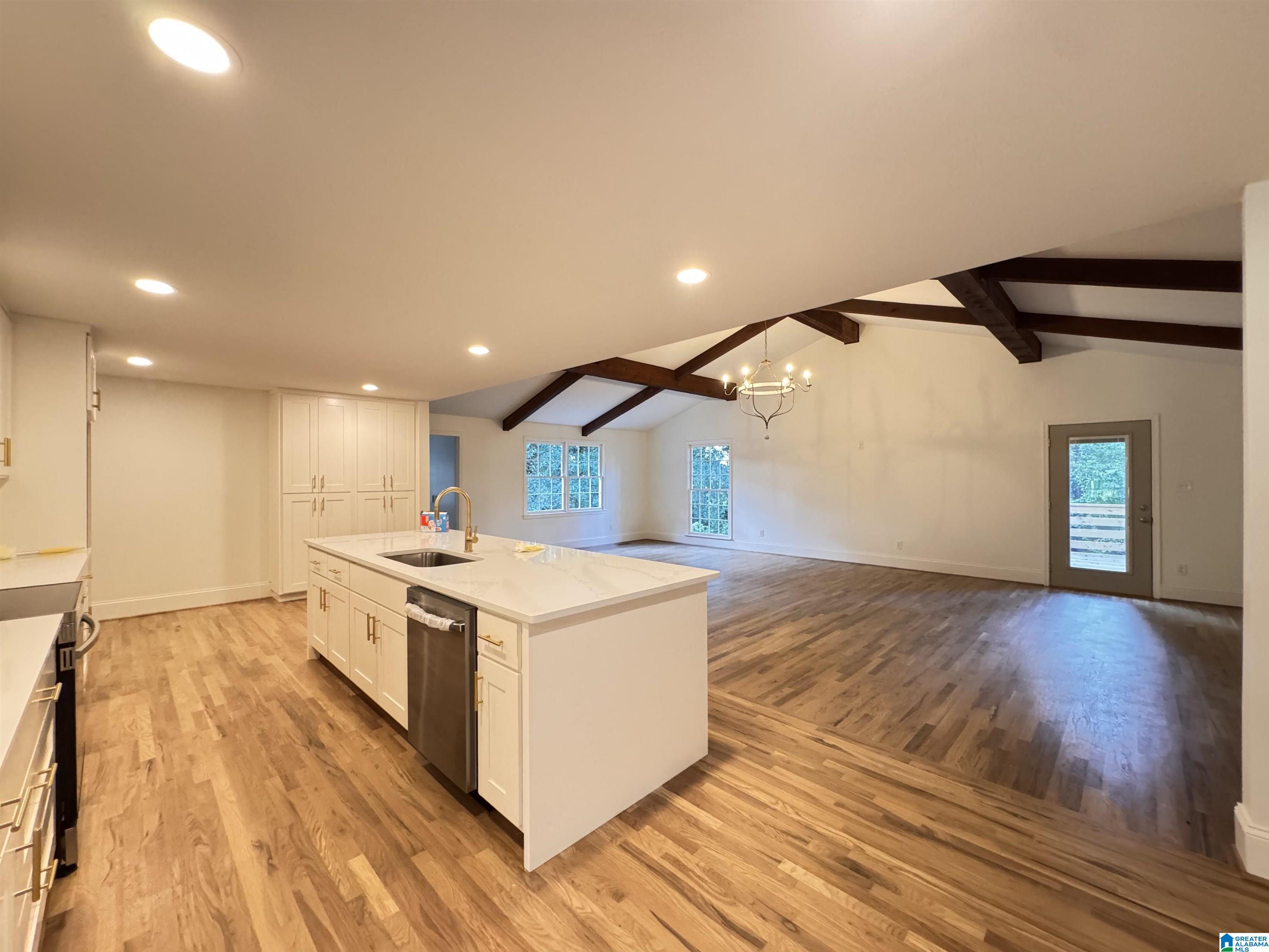 3140 Dolly Ridge Drive Birmingham, AL 35243 - Photo 3 of 15 Gallery Image 3