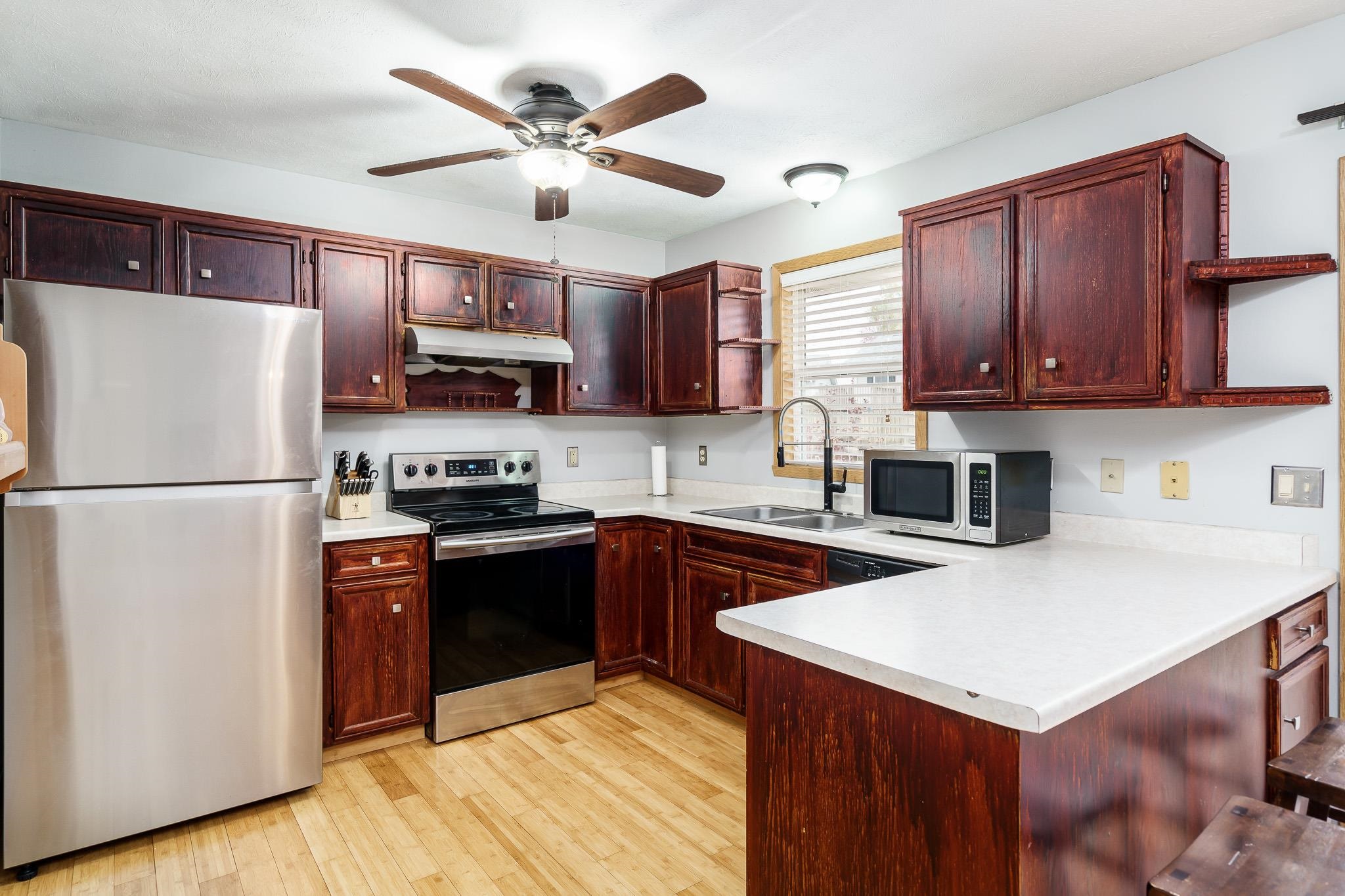 3972 Old Gate Road Rockford, IL 61109 - Photo 5 of 29 Gallery Image 5