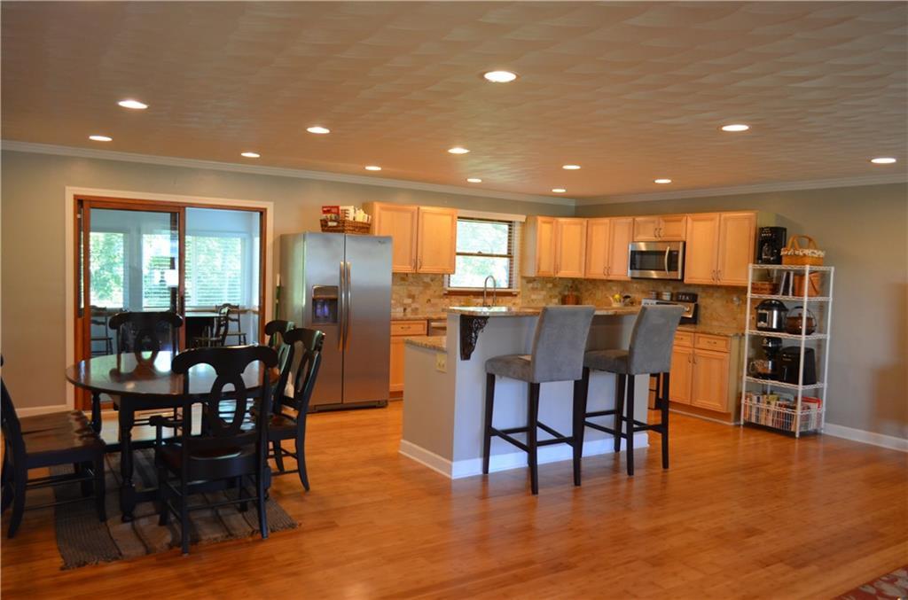3438 Colonial Drive Springfield, OH 45504 - Photo 8 of 45