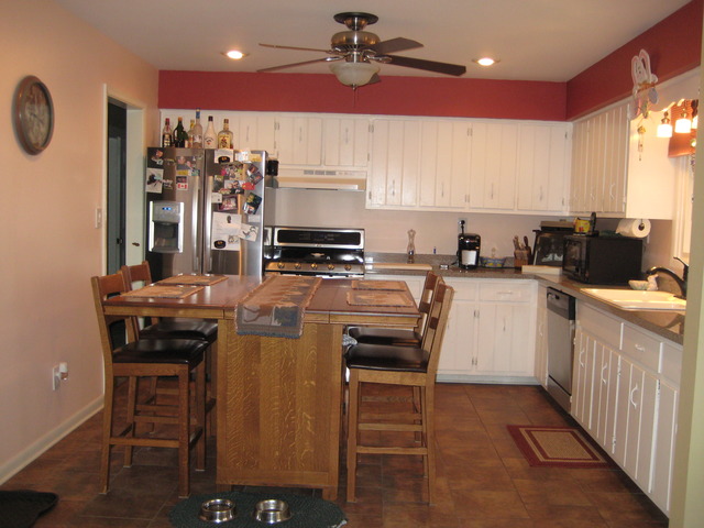 137 South Anderson Road New Lenox, IL 60451 - Photo 8 of 24 a kitchen with a sink appliances and cabinets