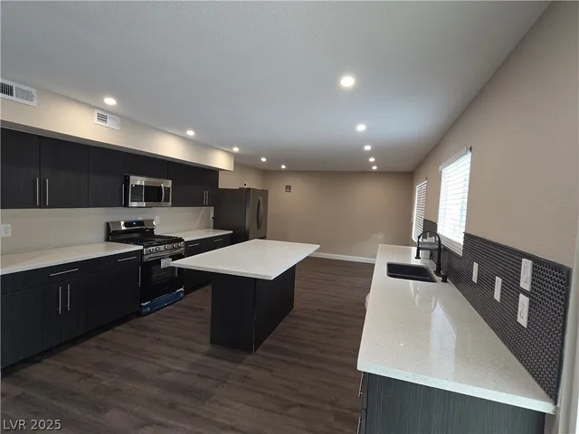 $4,100 | 6845 Coley Avenue, Las Vegas, NV 89146