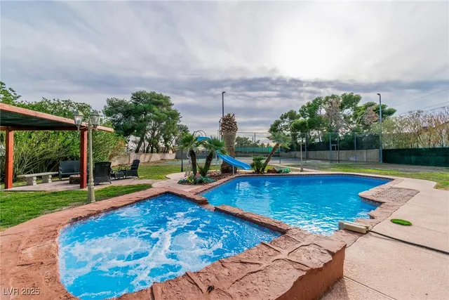 $4,250 | 6845 Coley Avenue, Las Vegas, NV 89146