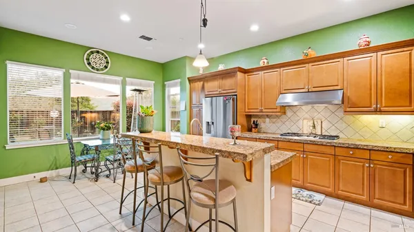 $999,000 | 112 Zinfandel Court, Cloverdale, CA 95425