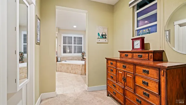 $999,000 | 112 Zinfandel Court, Cloverdale, CA 95425