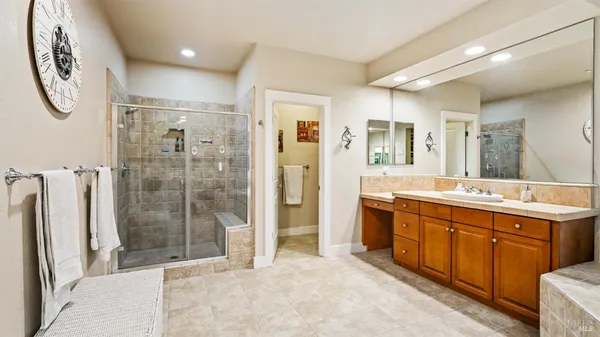 $999,000 | 112 Zinfandel Court, Cloverdale, CA 95425