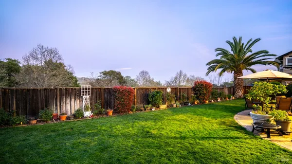 $999,000 | 112 Zinfandel Court, Cloverdale, CA 95425