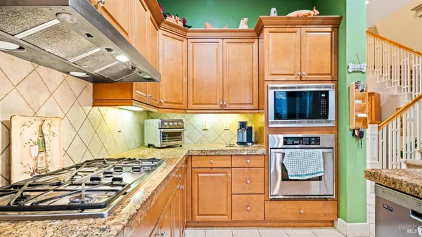 $999,000 | 112 Zinfandel Court, Cloverdale, CA 95425