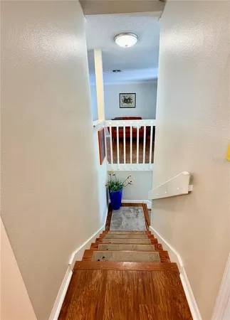 $329,000 | 1460 Mahogany Lane, Palm Harbor, FL 34683