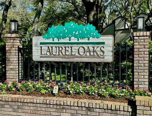 $329,000 | 1460 Mahogany Lane, Palm Harbor, FL 34683