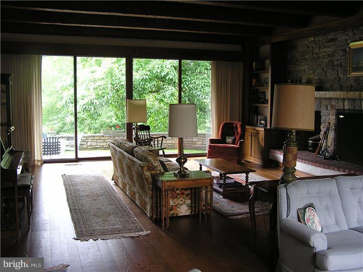 1711 Sharpless Road Jenkintown, PA 19046 - Photo 6 of 14 Gallery Image 6
