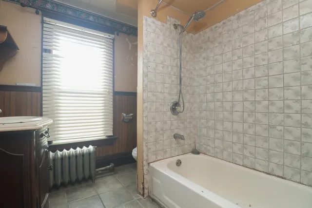 $175,000 | 2028 Carter Street, Racine, WI 53402