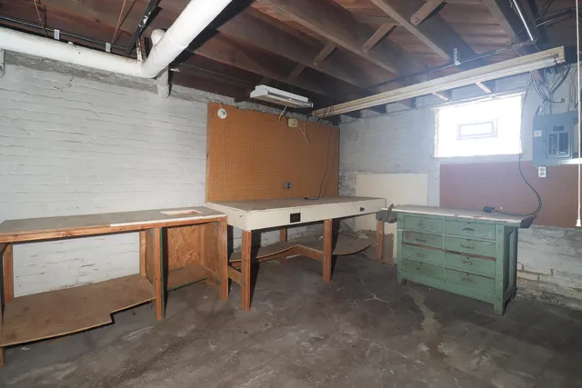 $175,000 | 2028 Carter Street, Racine, WI 53402