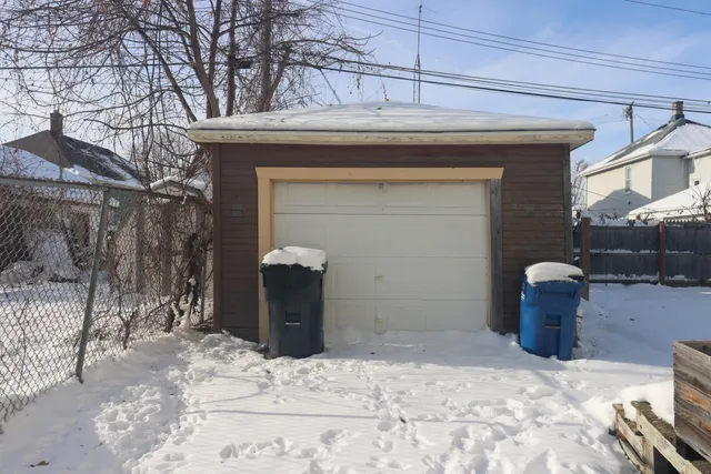 $175,000 | 2028 Carter Street, Racine, WI 53402