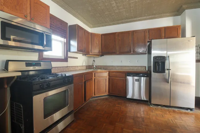 $175,000 | 2028 Carter Street, Racine, WI 53402