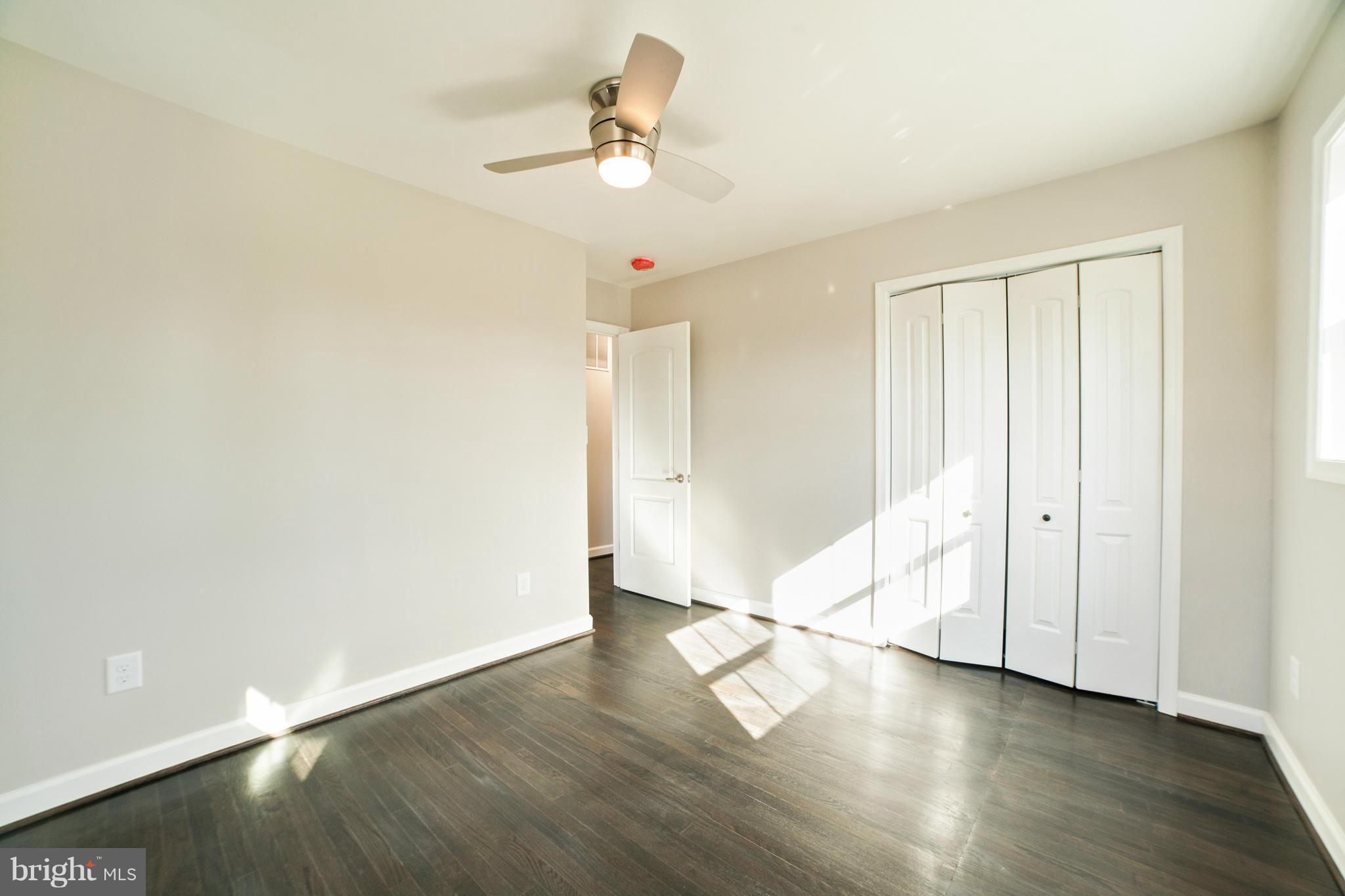 114 Club Road Pasadena, MD 21122 - Photo 22 of 30 Bedroom (Master)
