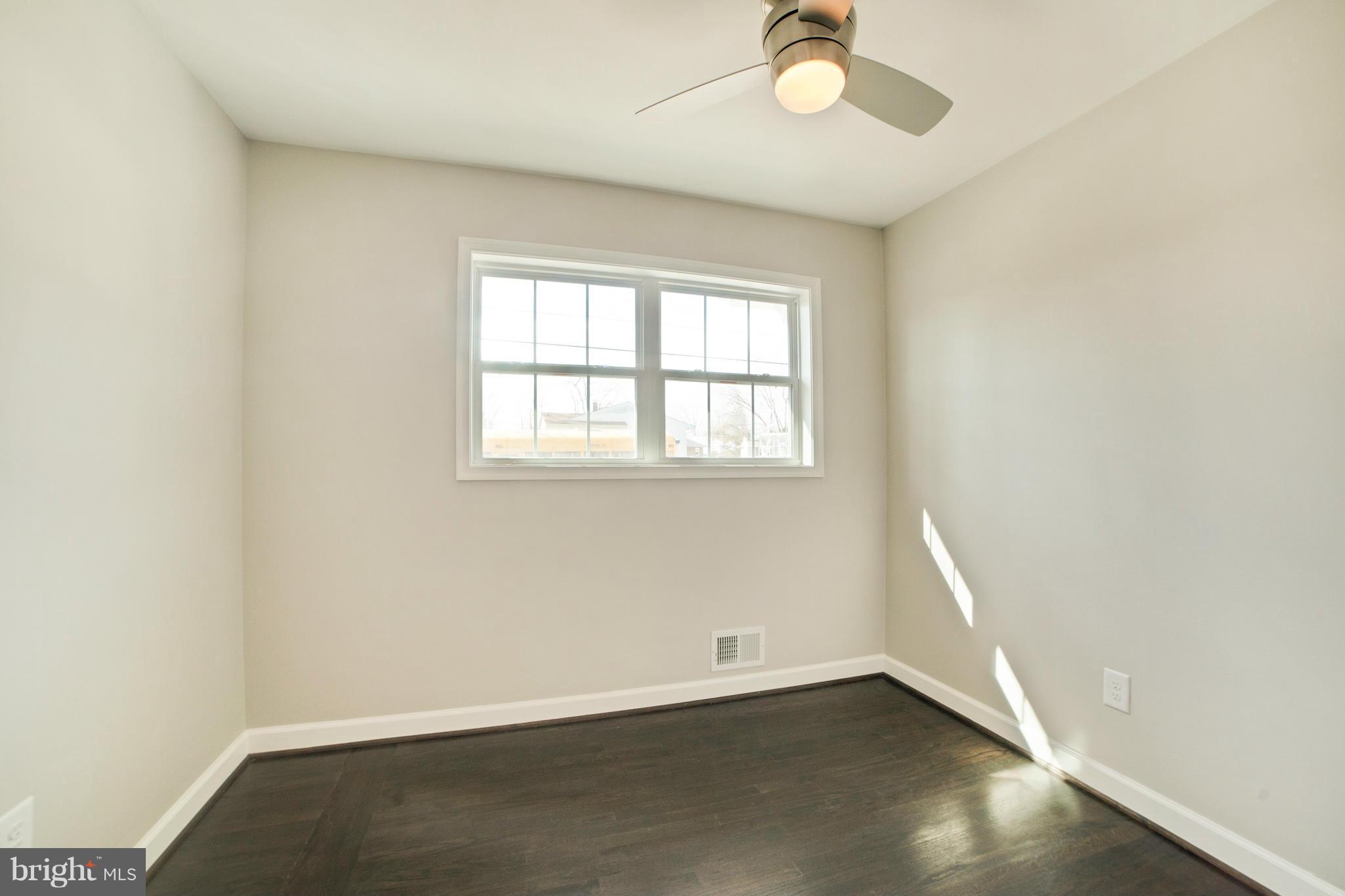 114 Club Road Pasadena, MD 21122 - Photo 23 of 30 Bedroom