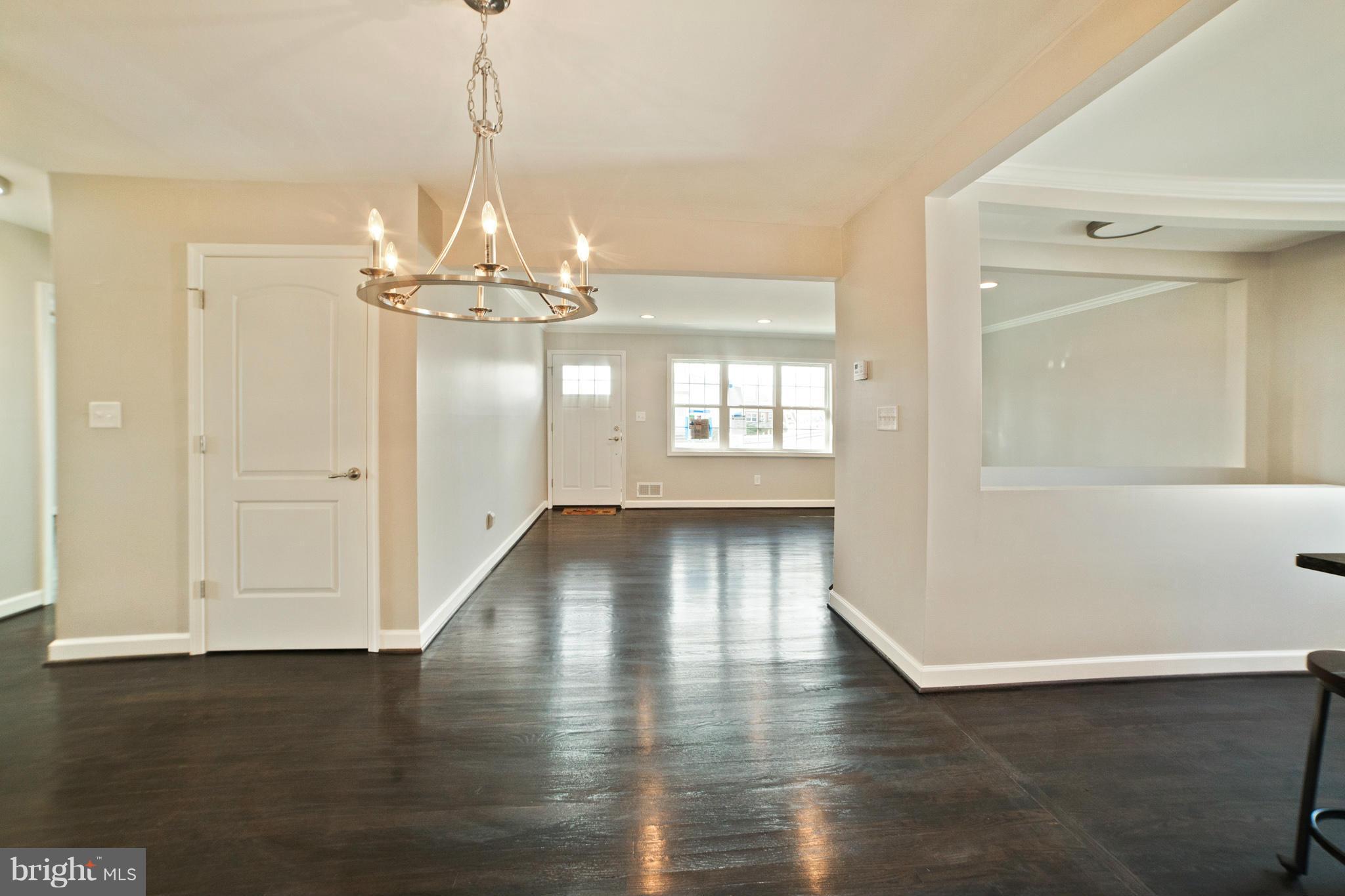 114 Club Road Pasadena, MD 21122 - Photo 8 of 30 Dining Room