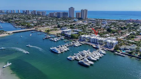 $1,250,000 | 182 Lake Drive, Unit 5301, Palm Beach Shores, FL 33404