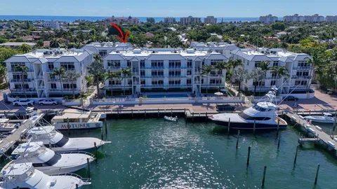 $1,250,000 | 182 Lake Drive, Unit 5301, Palm Beach Shores, FL 33404