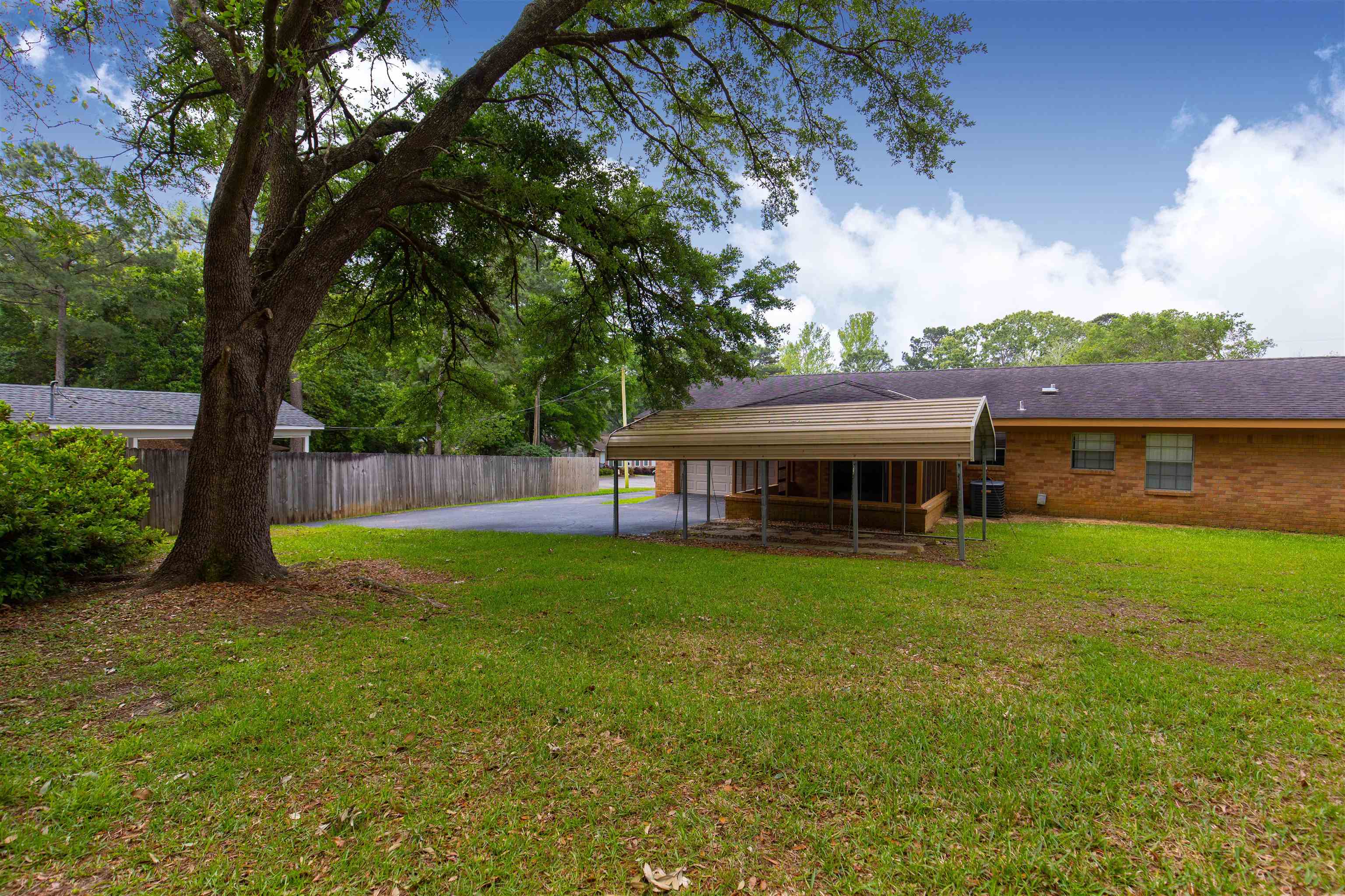 581 Stuart Street Daphne, AL 36526 - Photo 6 of 22