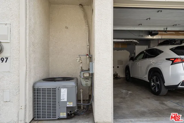 $589,000 | 25795 Vista Fairways Drive, Valencia, CA 91355