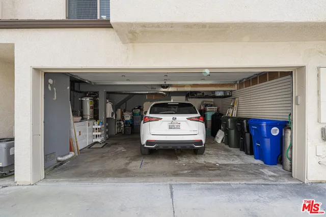 $589,000 | 25795 Vista Fairways Drive, Valencia, CA 91355