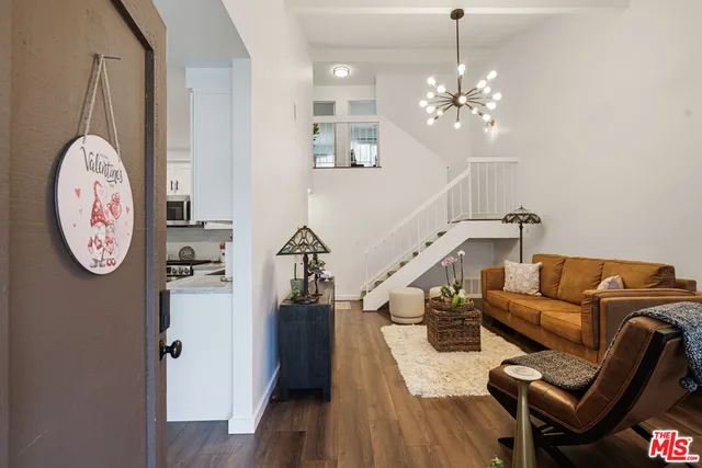 $589,000 | 25795 Vista Fairways Drive, Valencia, CA 91355