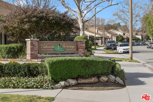 $589,000 | 25795 Vista Fairways Drive, Valencia, CA 91355